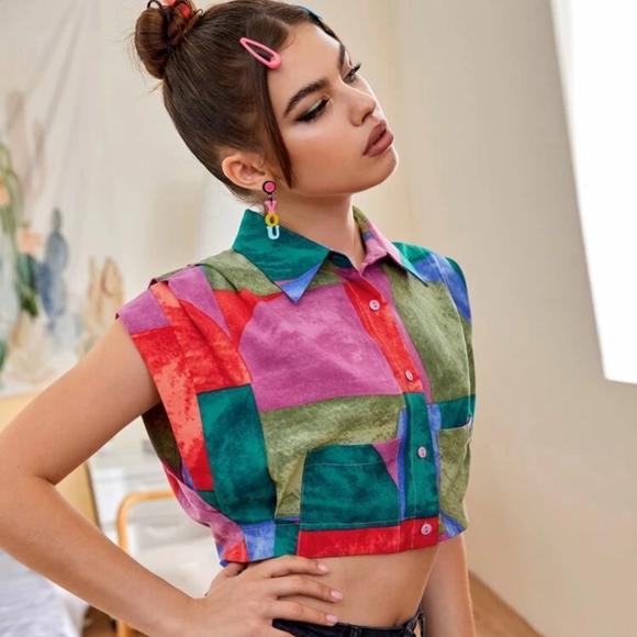 Drawstring Hem Button Up Colorblock Blouse - Picture 3 of 7